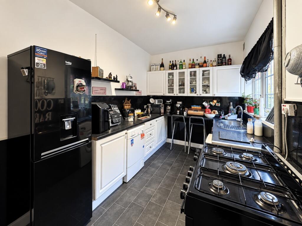 House in Leicester - View 5