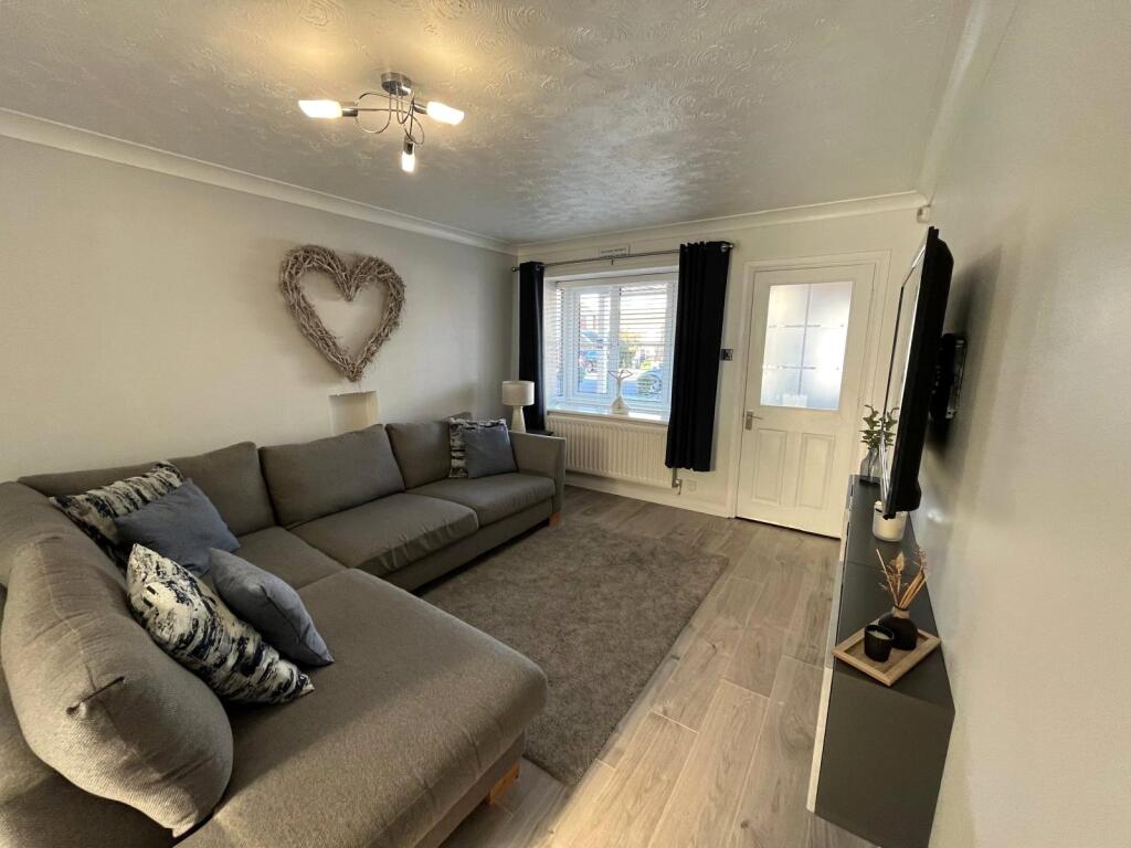 Cheviot Gardens, Seaham, SR7 photo 3
