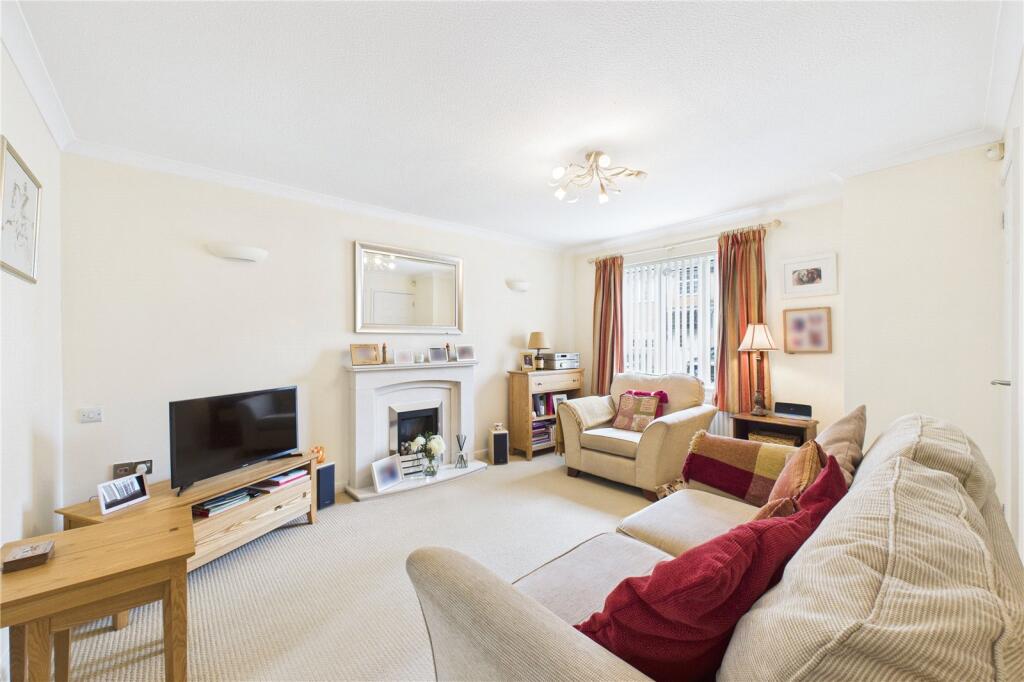 House in Basingstoke and Deane, Chineham - View 4