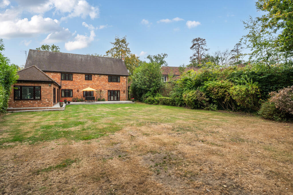 House in Farnham Common, Egypt, Farnham Royal - View 3