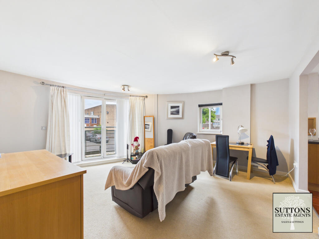 Apartment in Coventry, West Midlands - View 3