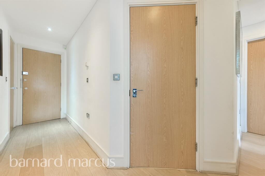 Apartment in London - More