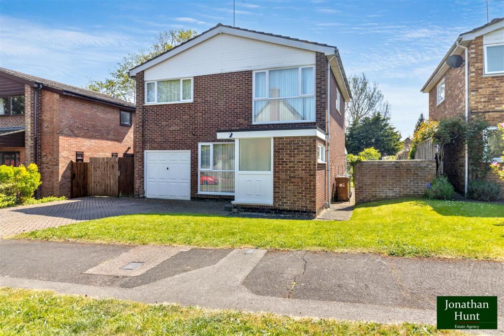 Main image of property: Bridewell Close, Buntingford
