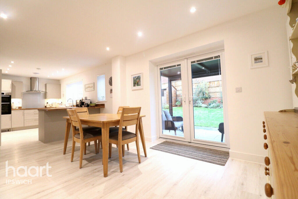 House in Ipswich - View 5