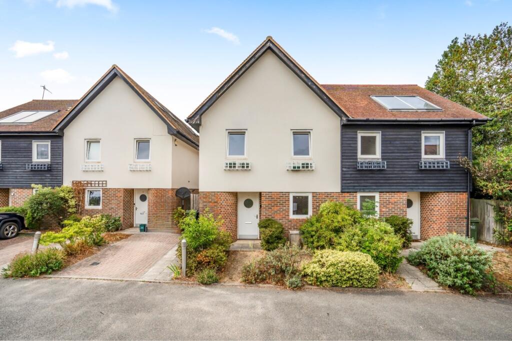 Main image of property: Oak Tree Gardens, Guildford, Surrey, GU1