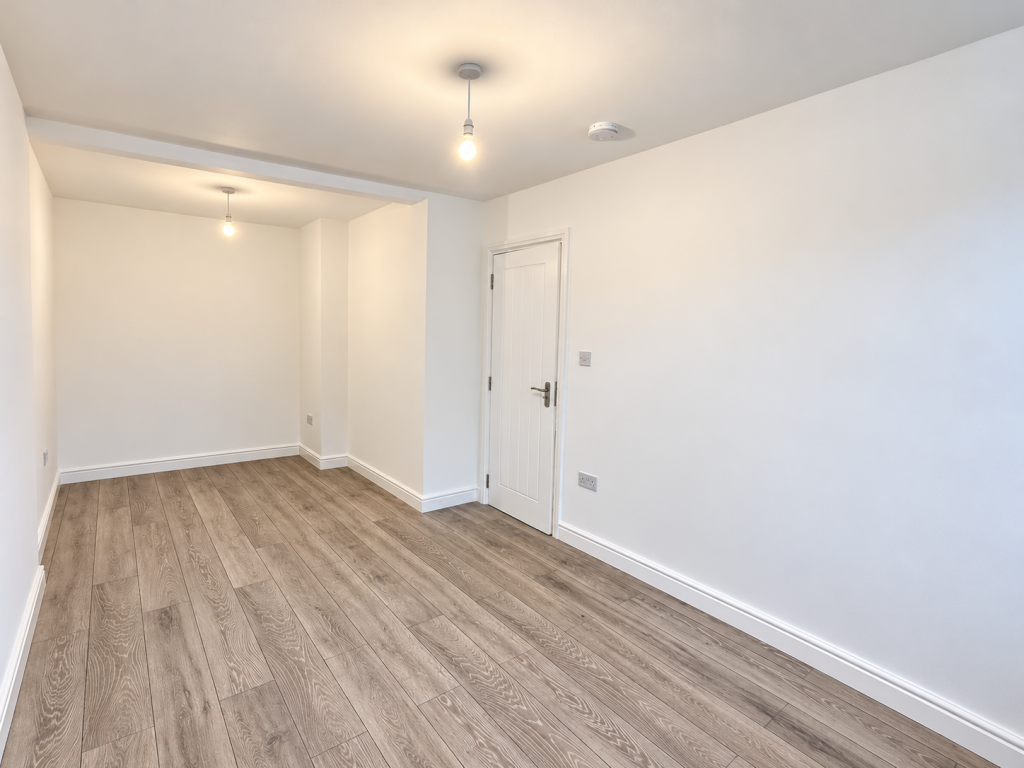 Apartment in London, Greenford - View 5