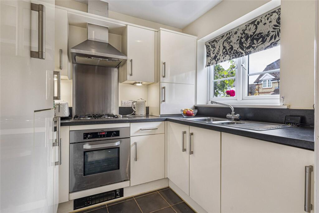 House in Hoo St Werburgh, Chattenden - View 5