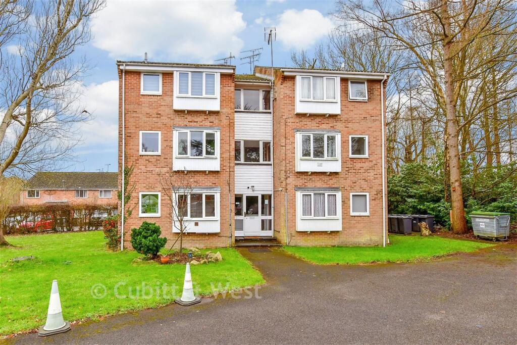 Main image of property: Holly Drive, Waterlooville, Hampshire