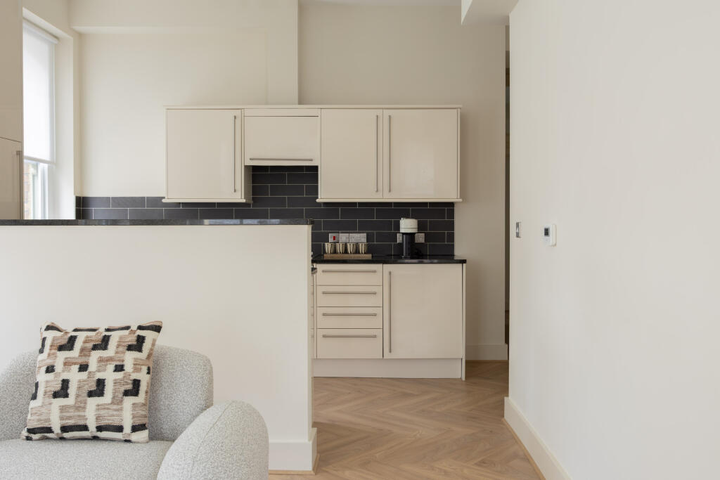 Apartment in London, Spitalfields, Whitechapel - View 4