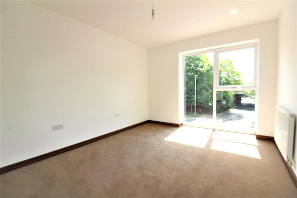 Apartment in Dartford - View 4