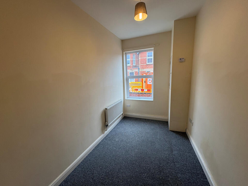 Apartment in Yeovil, Preston Plucknett - More
