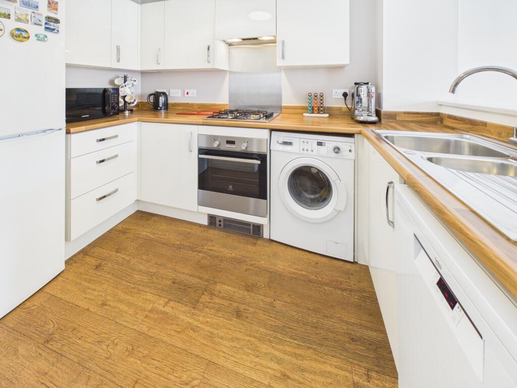 Elvaston Drive, Littleover photo 4