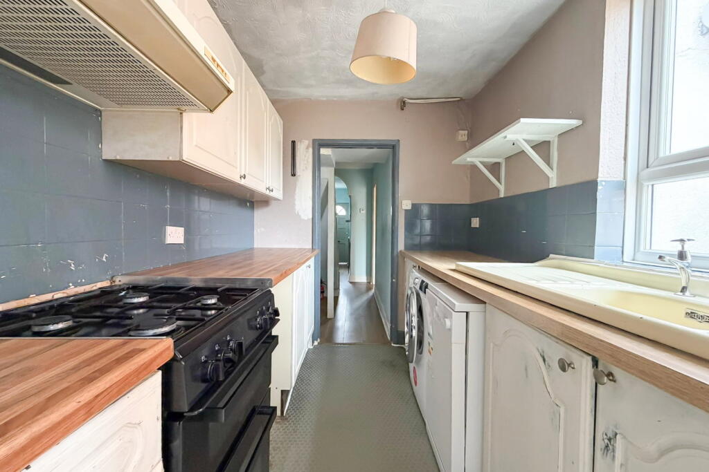 House in Southampton - View 5