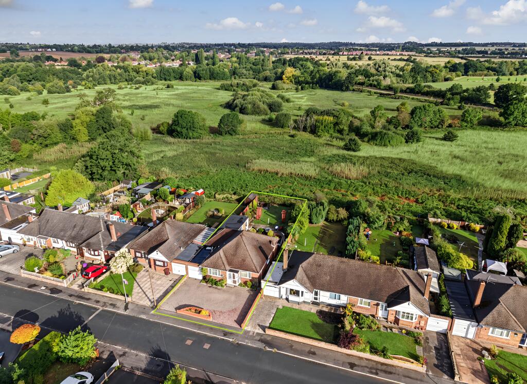 House in Wolverhampton, West Midlands - View 5