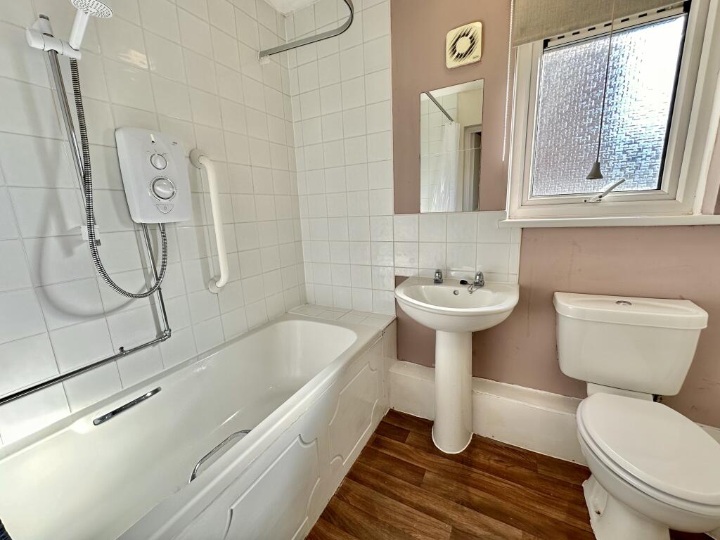 Apartment in Sheffield, South Yorkshire - View 5