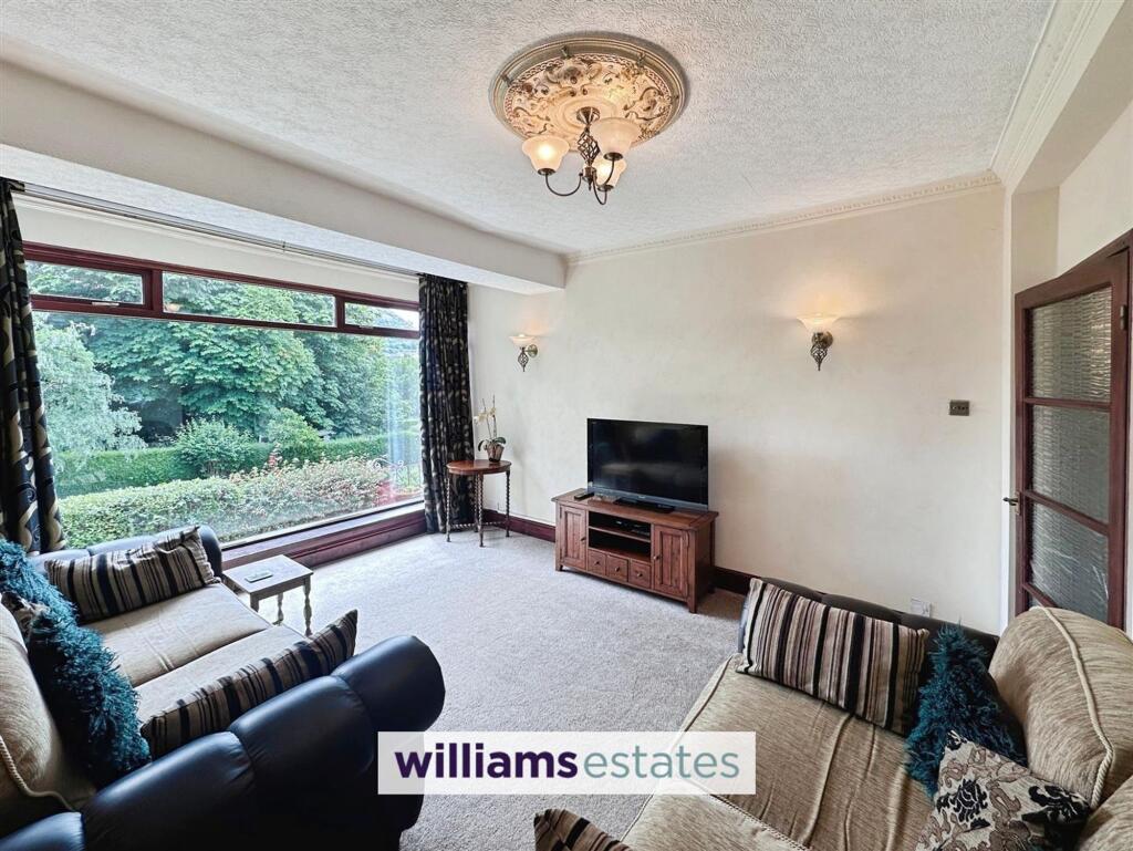 Ffordd Penrhwylfa, Prestatyn, LL19 photo 4