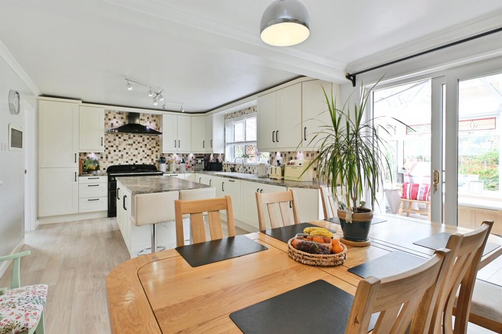 Main image of property: Priors Gate, Peterborough
