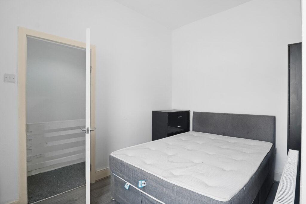 Main image of property: 54 shelley street  Liverpool  L20 4LQ