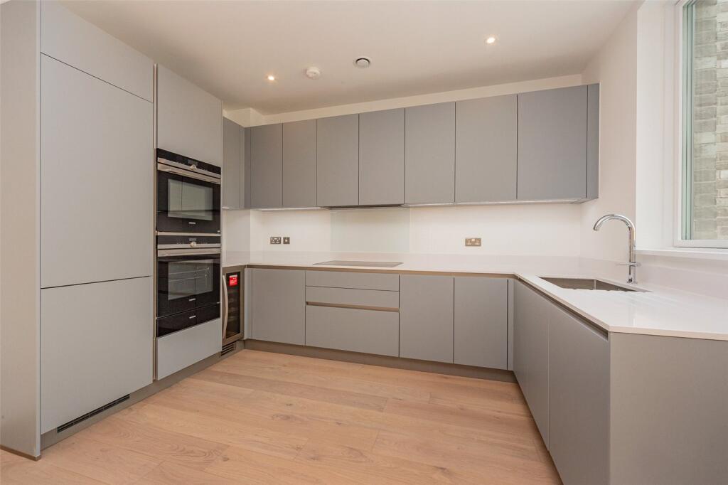 House in Cambridge, Girton - View 2