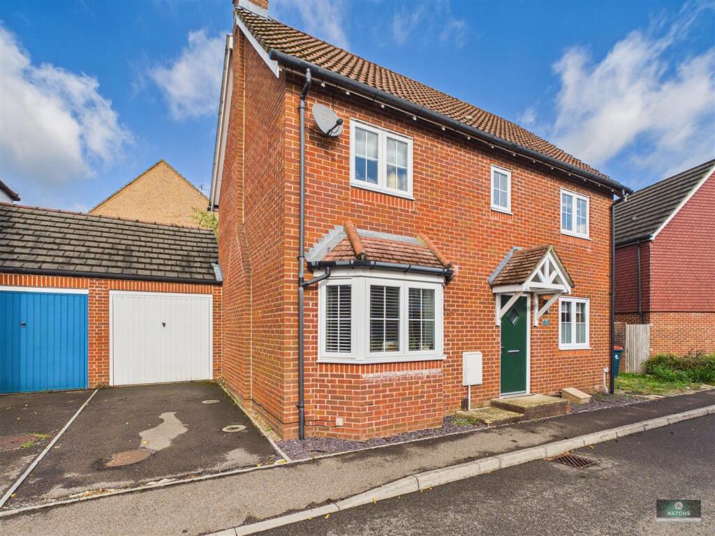 Main image of property: Lucas Close, Maidenbower