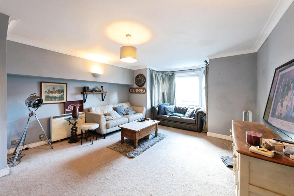 Apartment in Portsmouth - View 2