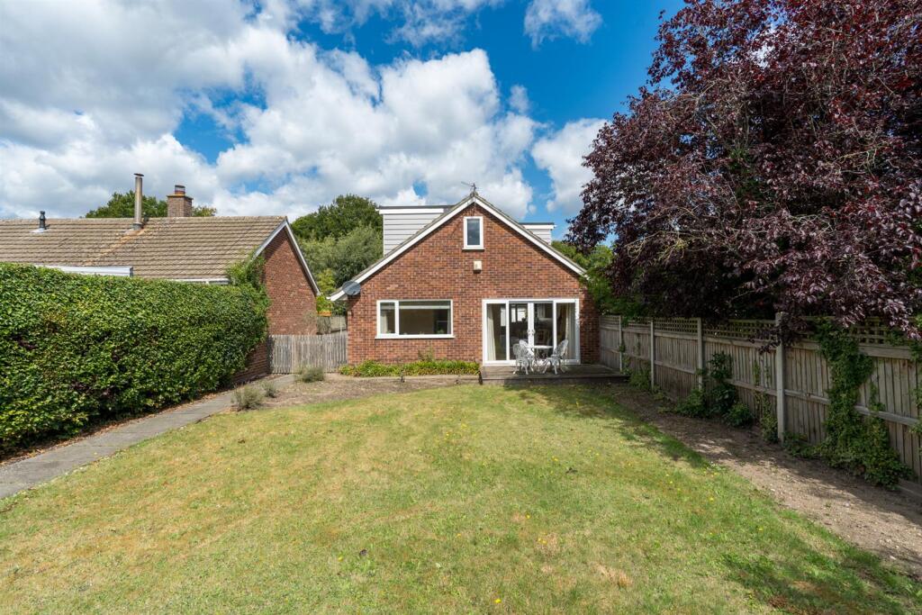 4-bed detached on Meadow Rise Road, Norwich, NR2, £550,000