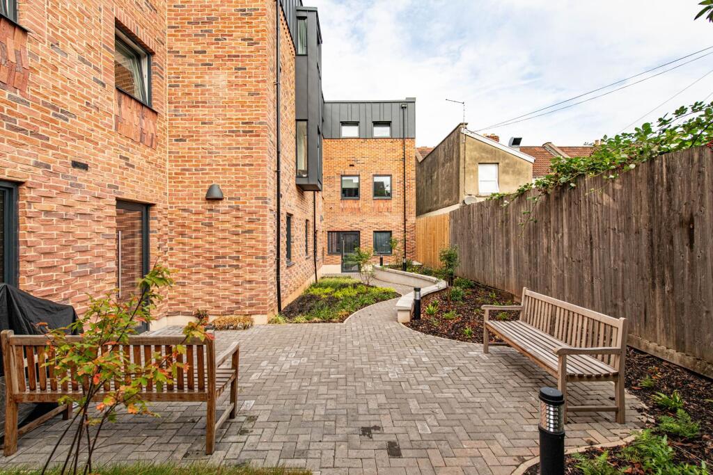 Property photo 8