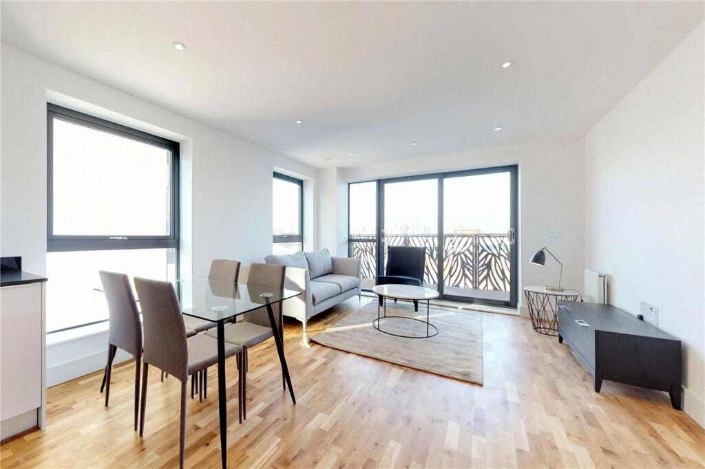 Apartment in London, Bromley-by-Bow, Blackwall - View 3