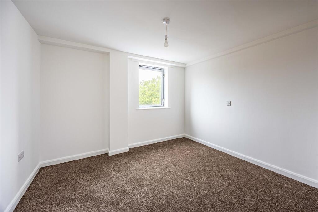 Main image of property: Mansfield Road, Nottingham