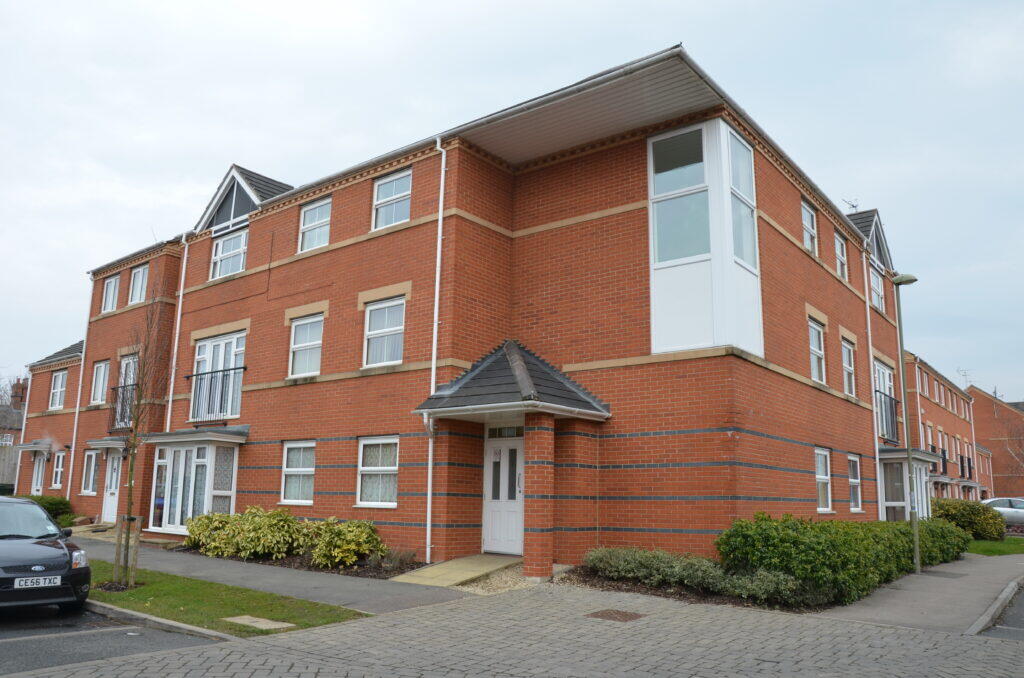 Main image of property: Alma Road, Banbury, OXON, OX16 4RT