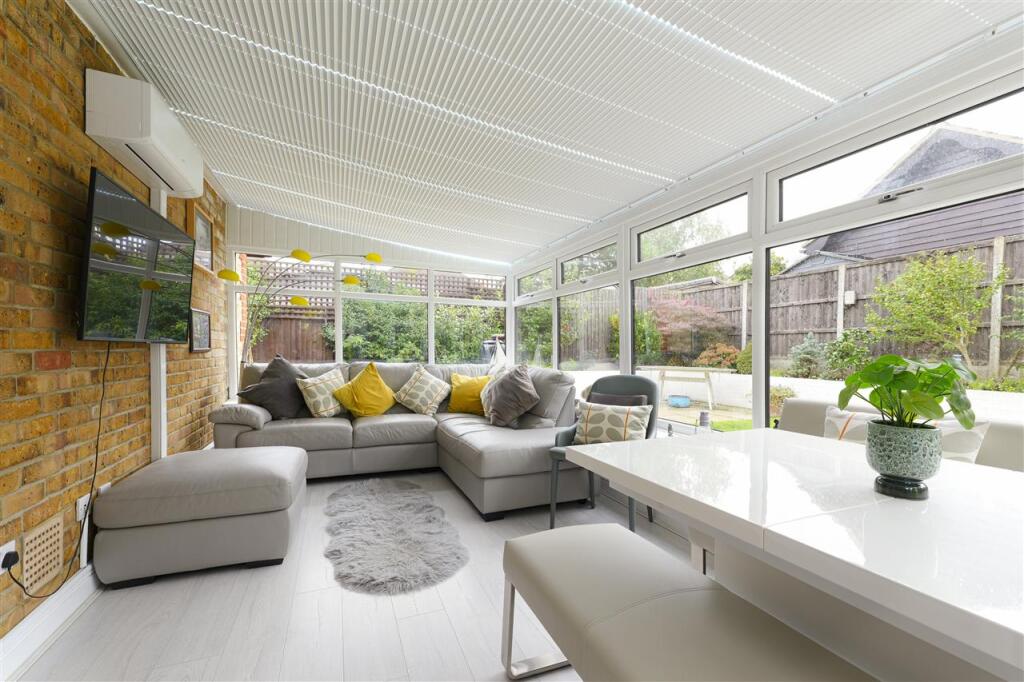 House in Rochester - View 2
