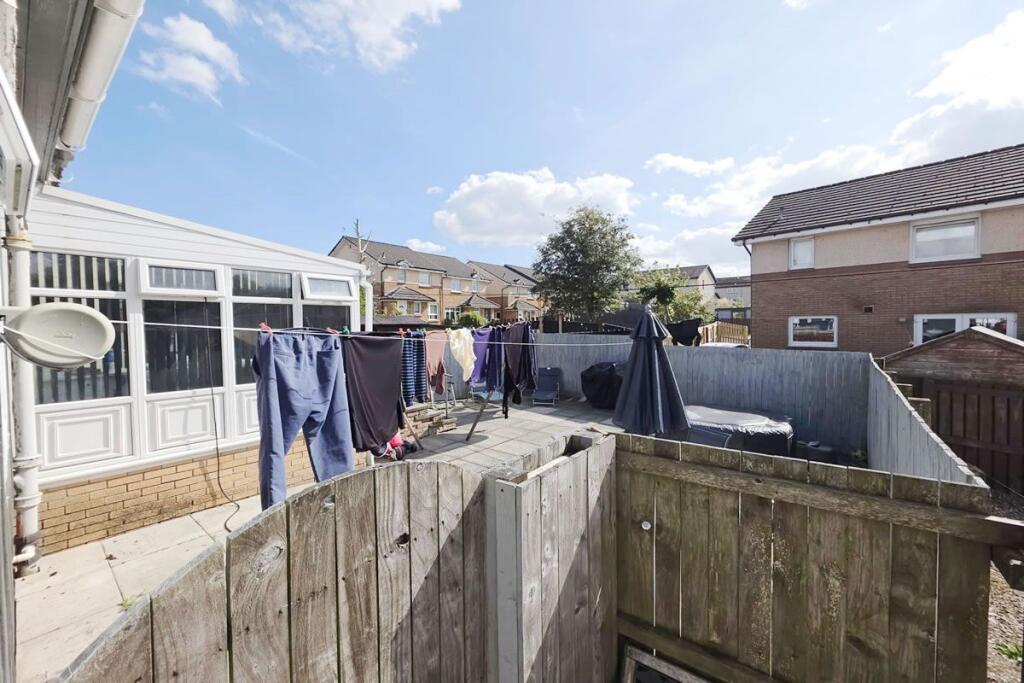 House in Motherwell, South Lanarkshire - View 3