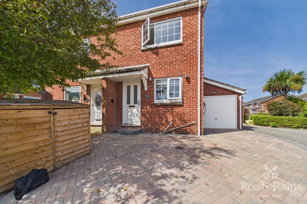 Main image of property: Yarwell Drive, Maltby, Rotherham, S66