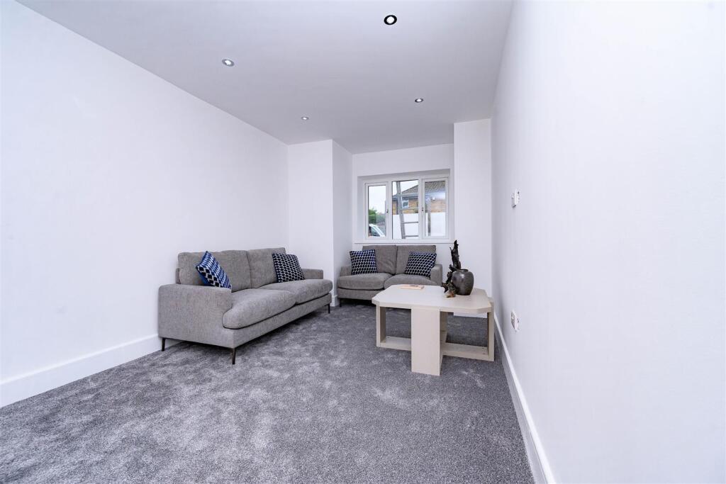 House in Watford, Tudor Estate, Garston - View 2
