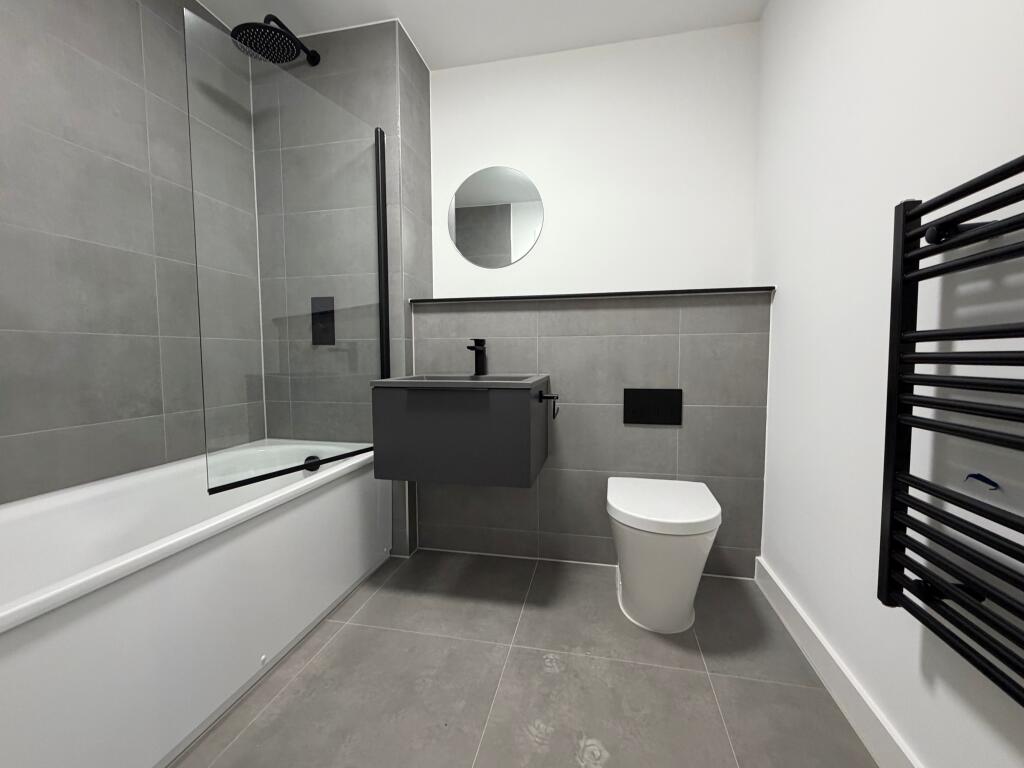 Apartment in Manchester - View 3
