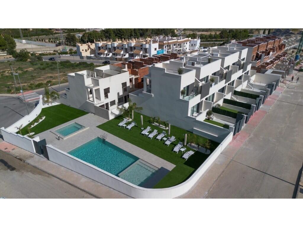 Main image of property: Cox, Alicante, Valencia