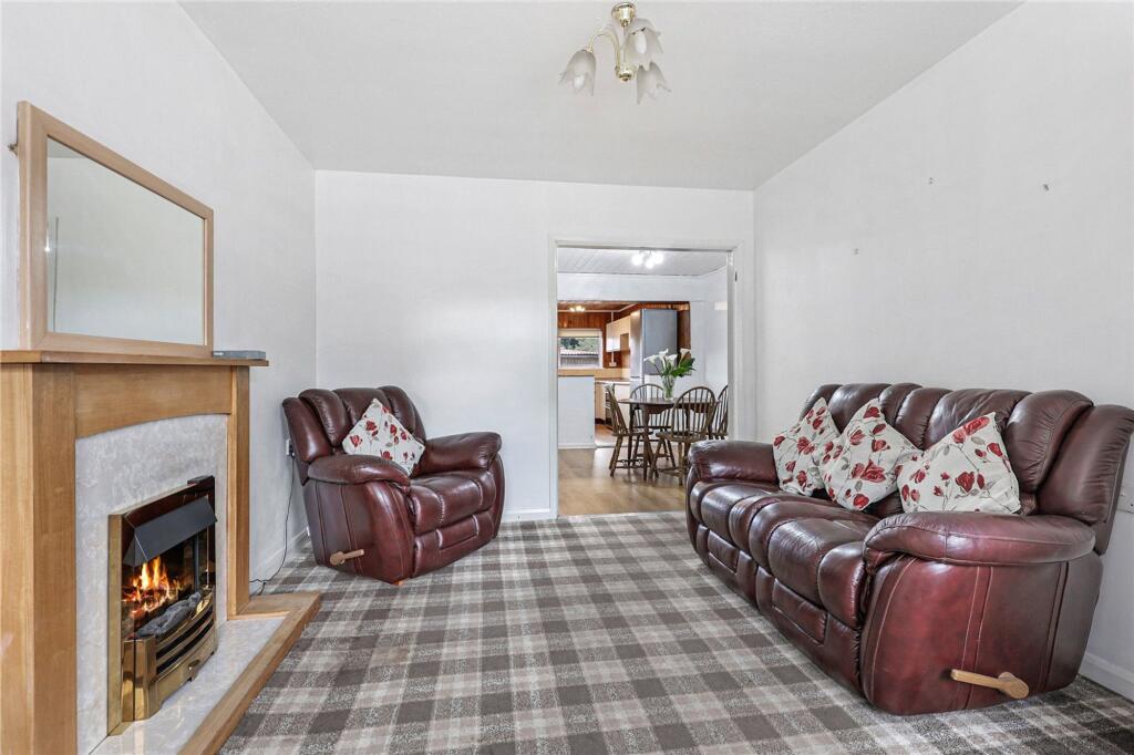 House in Stockton-on-Tees, Ormesby Bank, Normanby - View 3
