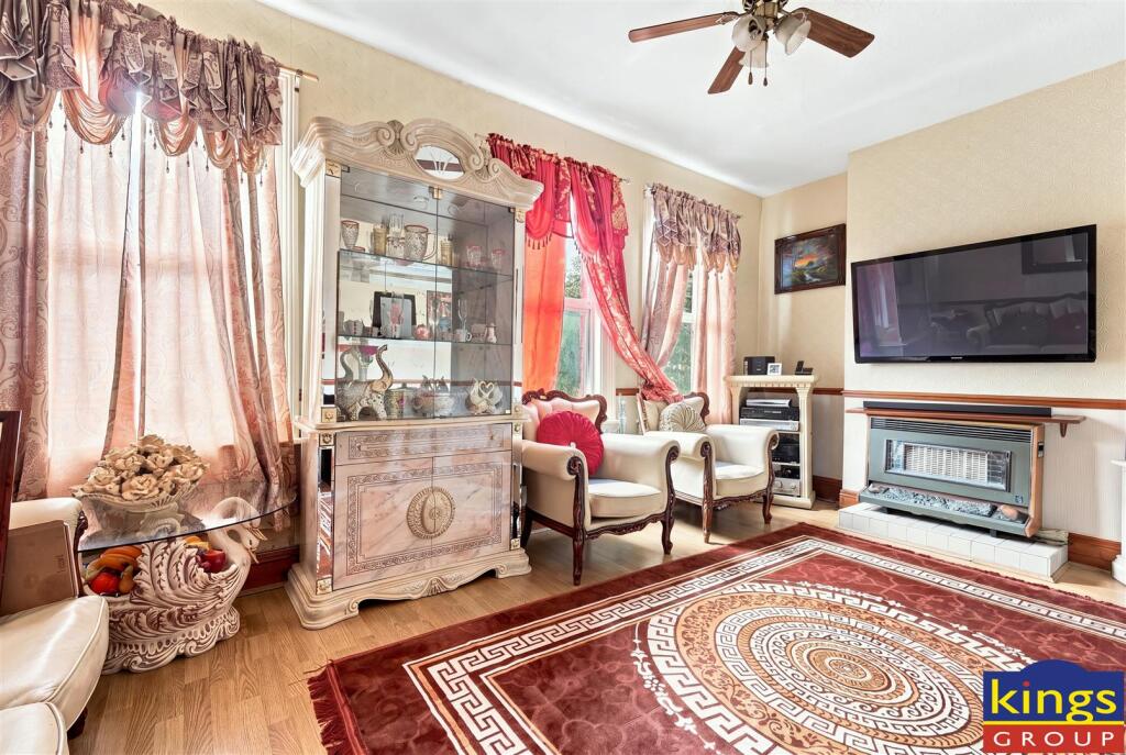 Apartment in London, Leyton - View 3