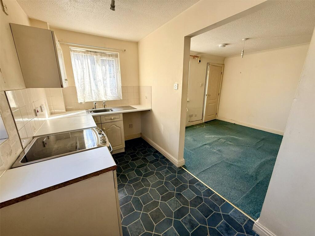 Additional image 7 of Pines Close, Wincanton, Somerset, BA9