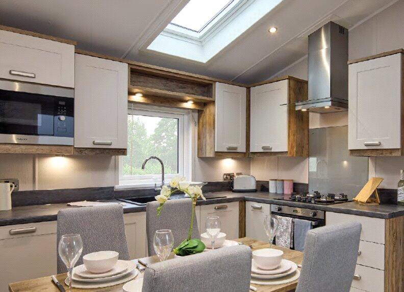 Lytham Road, Warton, Preston, Lancashire, PR4 photo 4