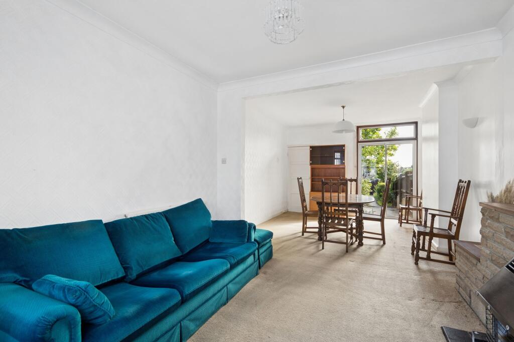 House in Watford - View 5