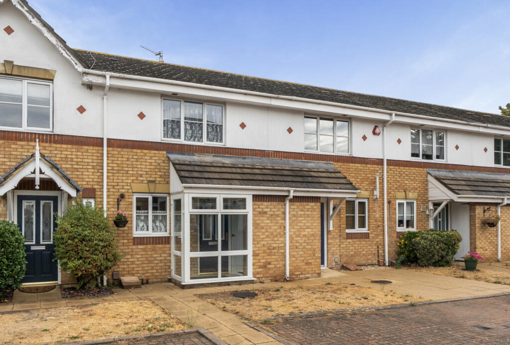 Main image of property: Bancroft Chase, Hornchurch, RM12