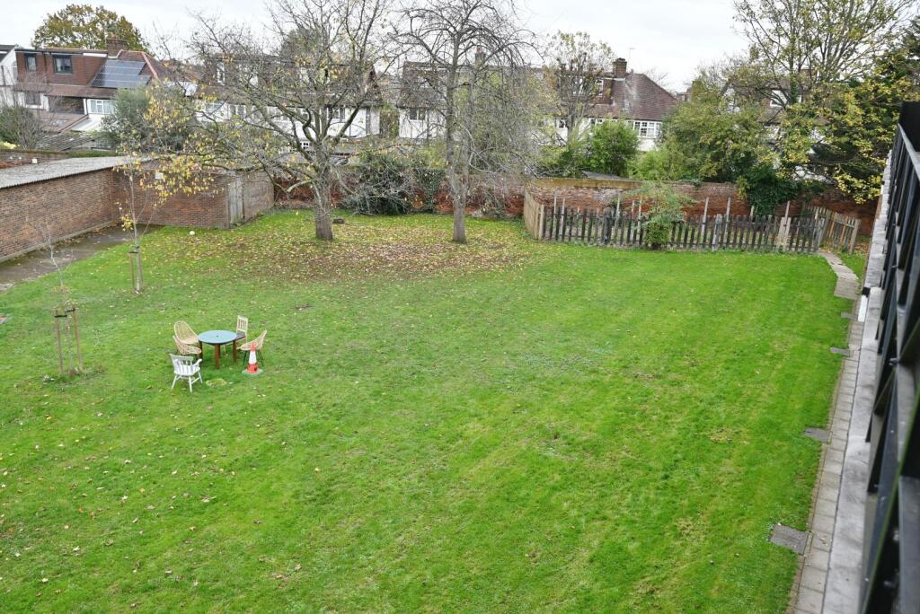 Haggard Road, Twickenham photo 3