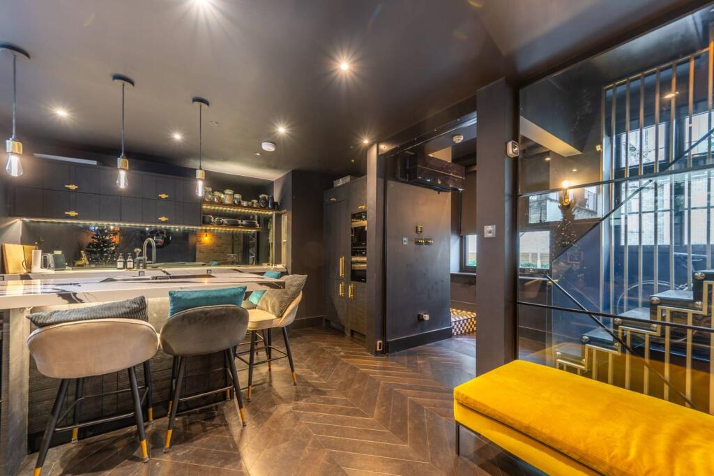 Main image of property: Chilworth Mews, Lancaster Gate, London, W2