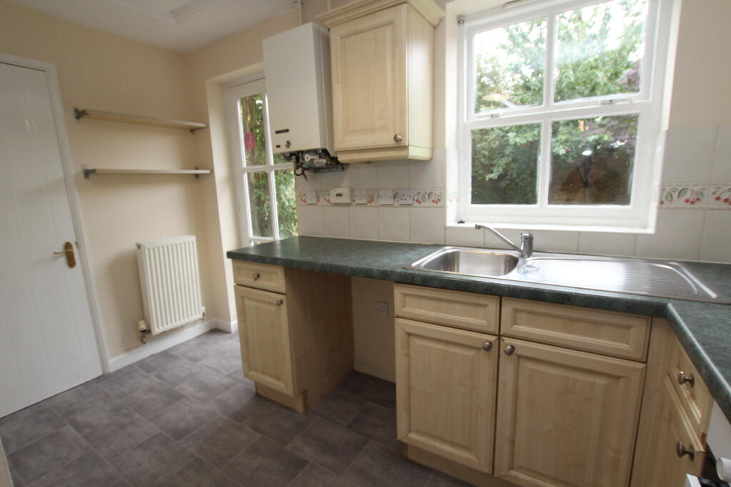 House in Swindon, West Swindon - View 3