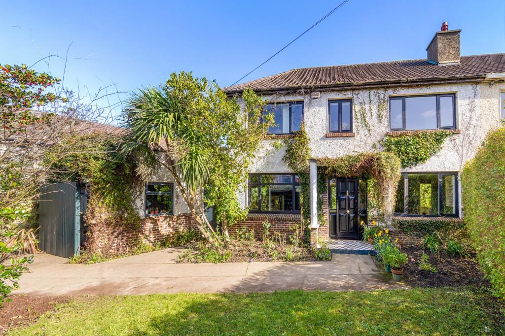 Main image of property: 14 Beechwood Park, Dun Laoghaire, Co Dublin, A96 FF62