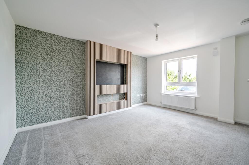 Jenkinson Crescent, Great Gonerby, Grantham, Lincolnshire, NG31 - View 2