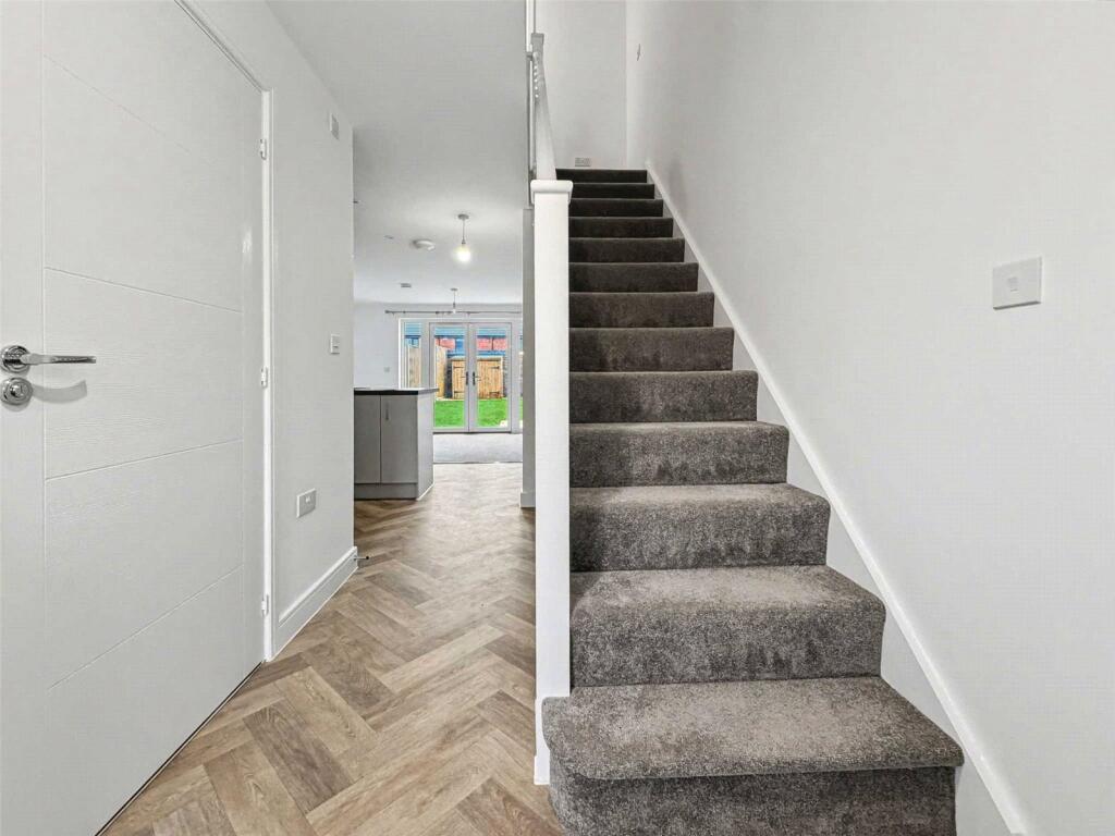 House in East Hampshire, Bordon Camp, Whitehill - View 5