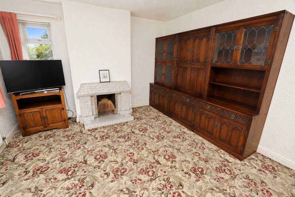 Greenside, Bolton, BL2 5SE photo 5