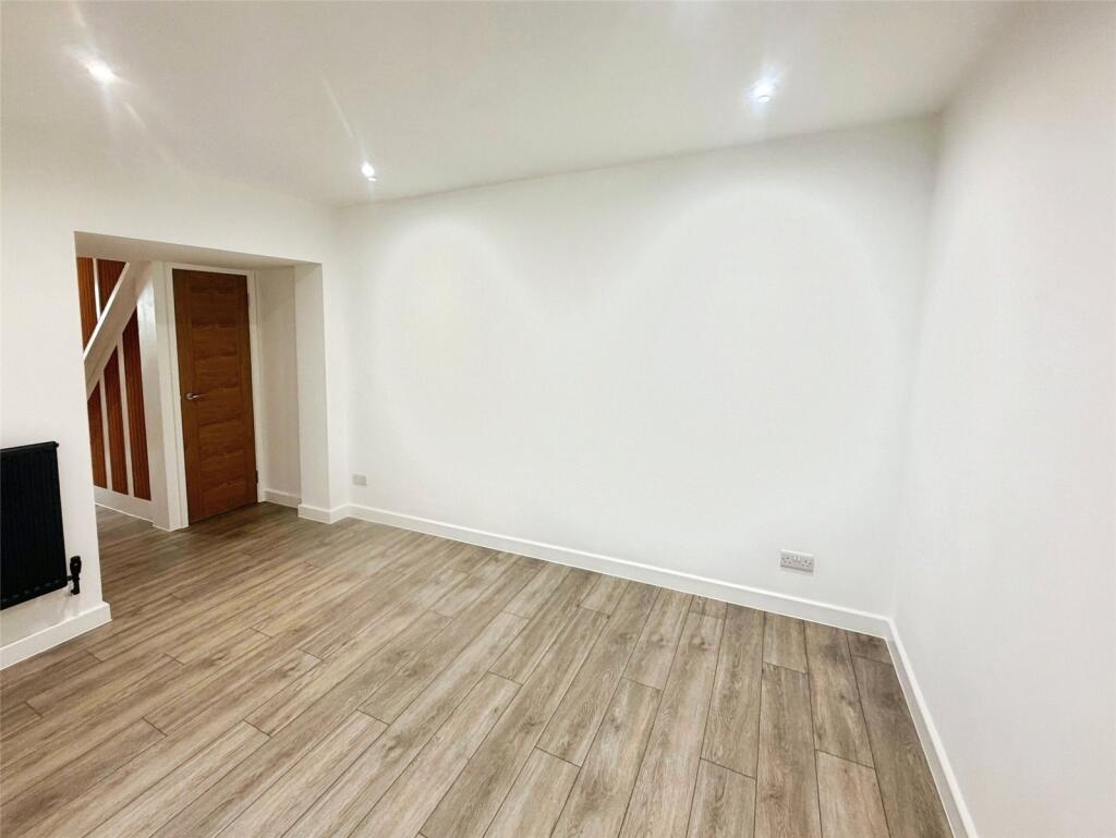 Withycombe Road, Exmouth, Devon, EX8 - View 5